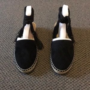 Steve Madden tie up espadrille flats